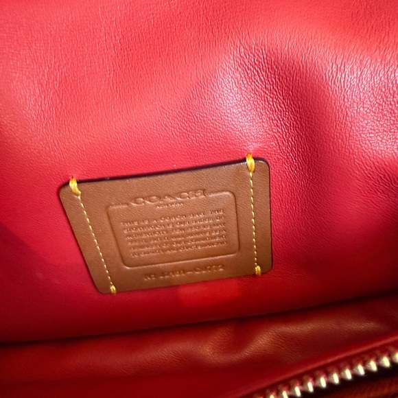 Coach Tabby 26 - Picture 8 of 9